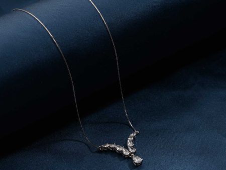 A Sparkling Necklace (Silver) Online Sale