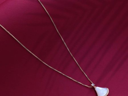 CLASSY ELEGANCE - WHITE - PENDANT (BRASS) on Sale