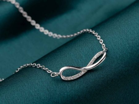 Infinity Necklace (Silver) For Sale